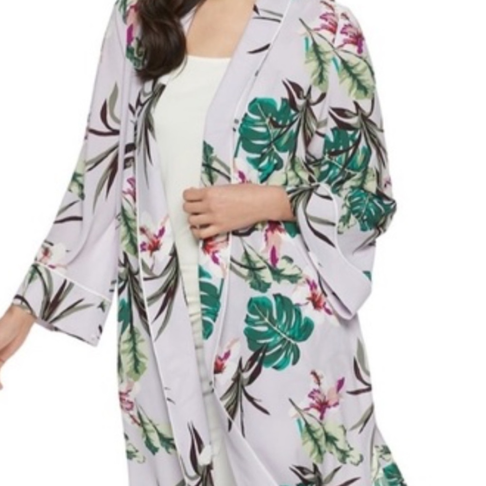 Jennifer Lopez Tropical Kimono